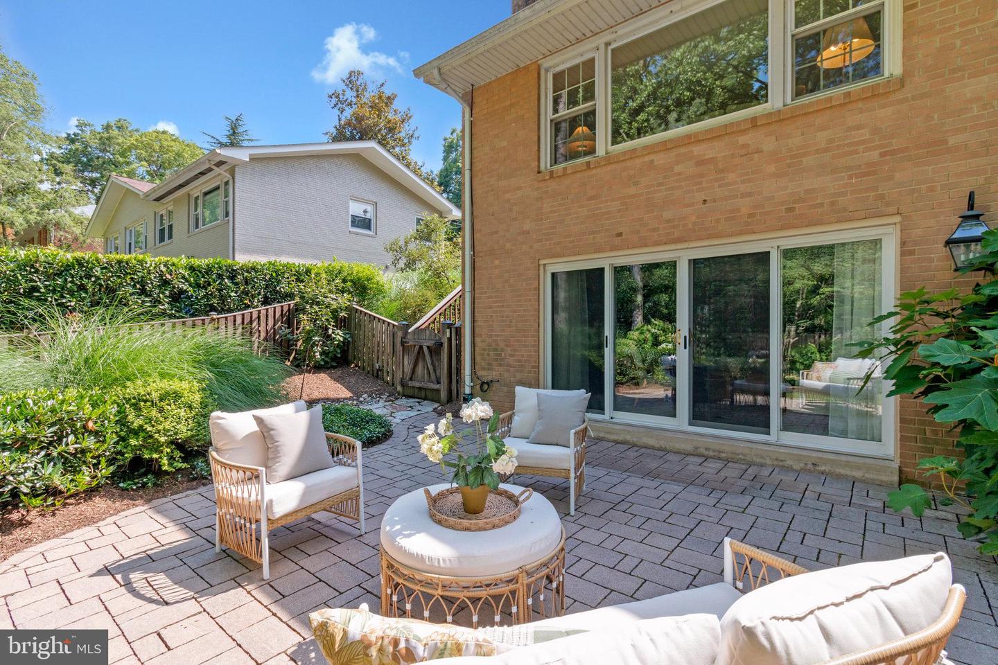 7123 PARK TERRACE DR, ALEXANDRIA, Virginia 22307, 5 Bedrooms Bedrooms, ,3 BathroomsBathrooms,Residential,For sale,7123 PARK TERRACE DR,VAFX2238648 MLS # VAFX2238648