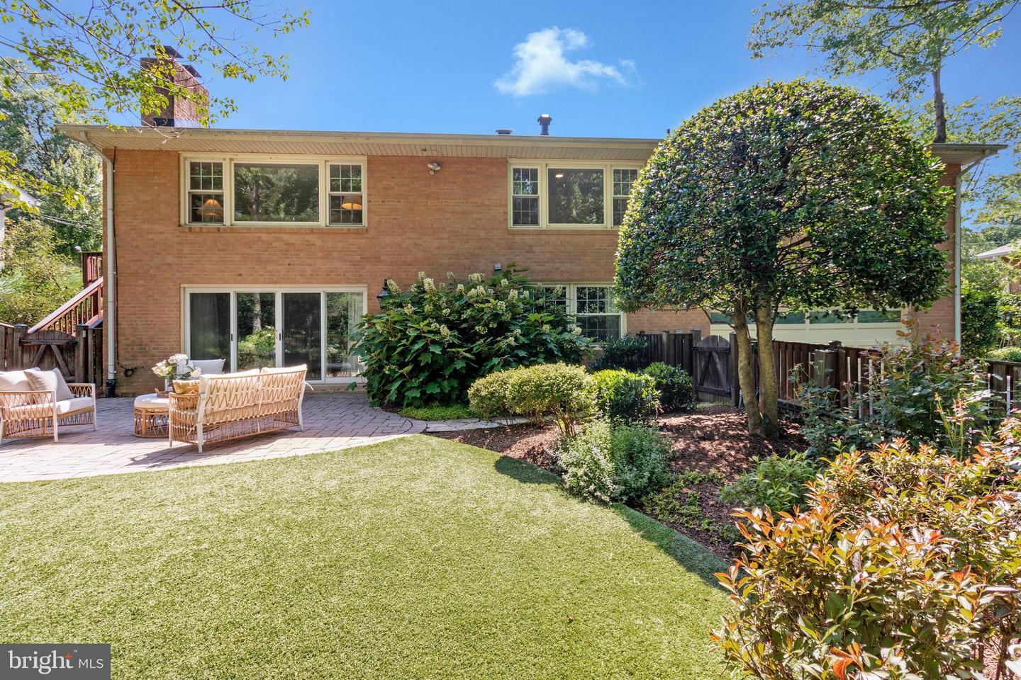 7123 PARK TERRACE DR, ALEXANDRIA, Virginia 22307, 5 Bedrooms Bedrooms, ,3 BathroomsBathrooms,Residential,For sale,7123 PARK TERRACE DR,VAFX2238648 MLS # VAFX2238648
