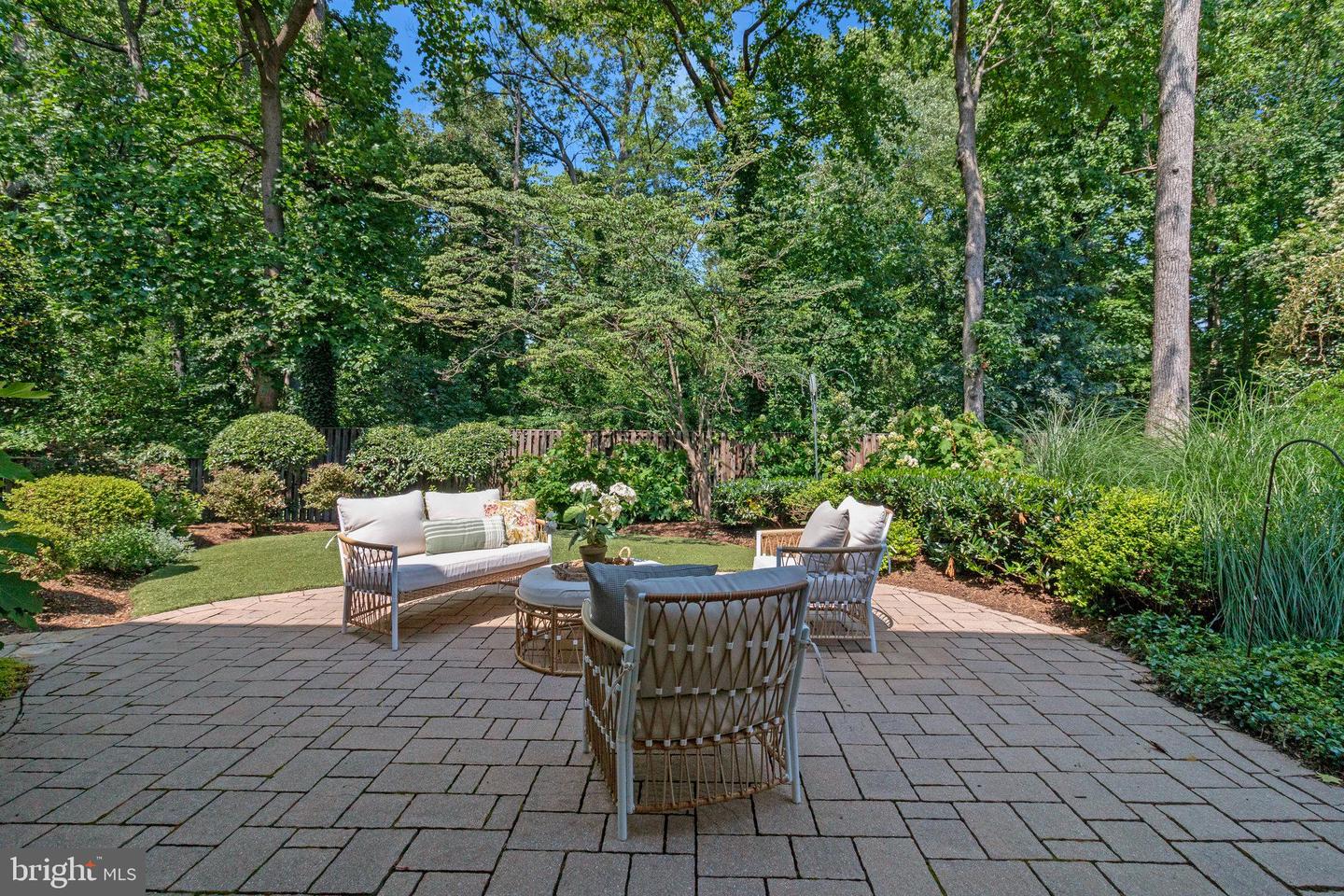 7123 PARK TERRACE DR, ALEXANDRIA, Virginia 22307, 5 Bedrooms Bedrooms, ,3 BathroomsBathrooms,Residential,For sale,7123 PARK TERRACE DR,VAFX2238648 MLS # VAFX2238648
