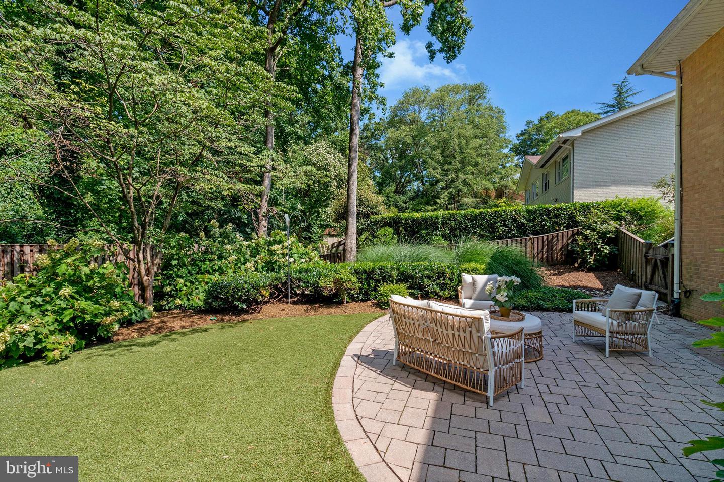 7123 PARK TERRACE DR, ALEXANDRIA, Virginia 22307, 5 Bedrooms Bedrooms, ,3 BathroomsBathrooms,Residential,For sale,7123 PARK TERRACE DR,VAFX2238648 MLS # VAFX2238648