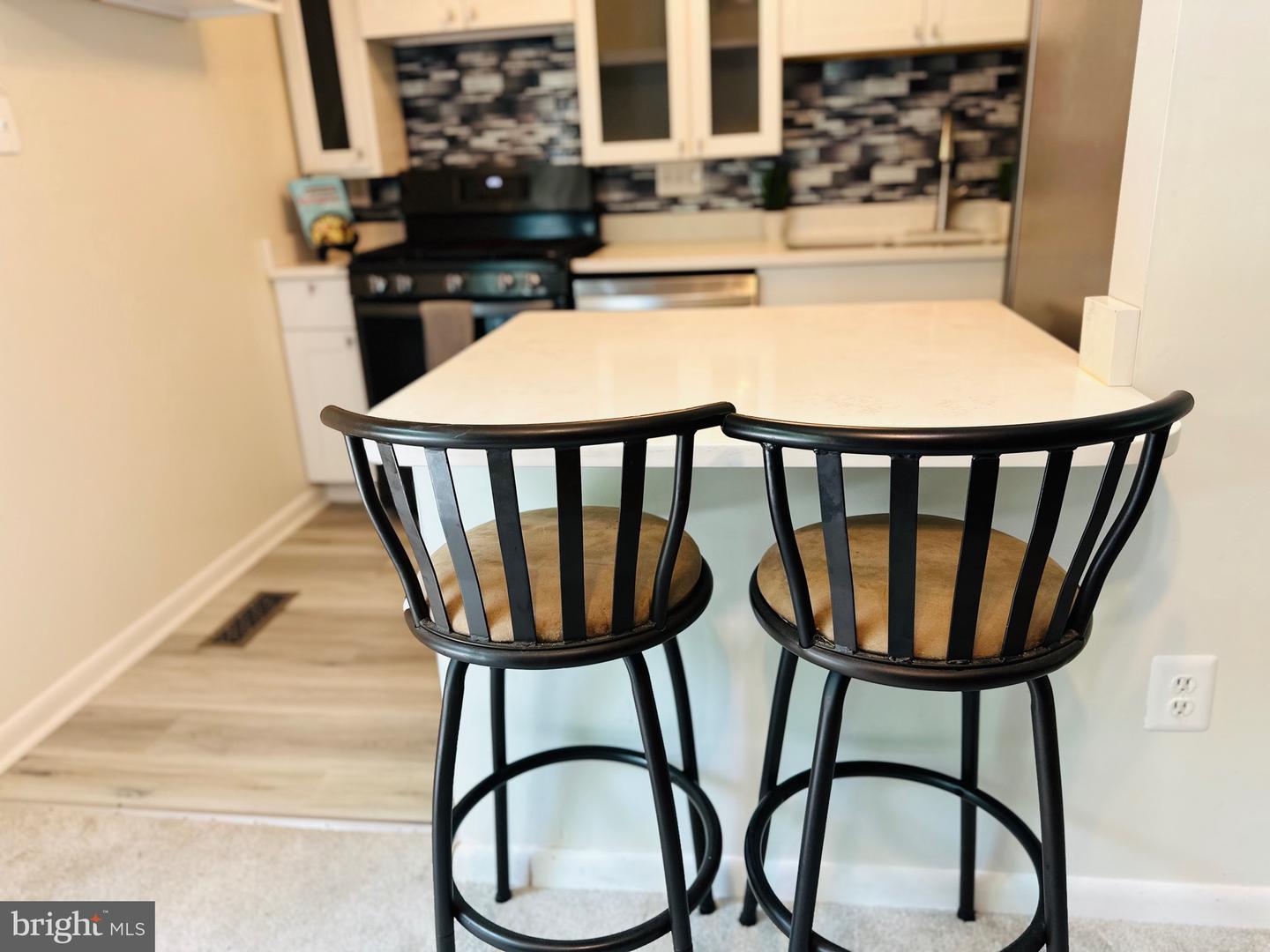 14374 SHETLAND CT, WOODBRIDGE, Virginia 22193, 4 Bedrooms Bedrooms, ,2 BathroomsBathrooms,Residential,For sale,14374 SHETLAND CT,VAPW2093998 MLS # VAPW2093998