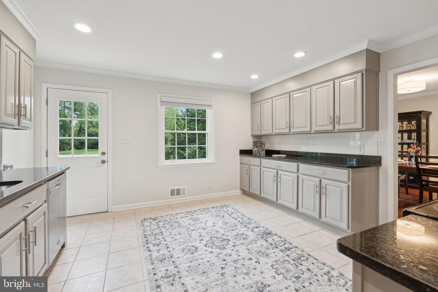828 MONROE ST, HERNDON, Virginia 20170, 5 Bedrooms Bedrooms, ,3 BathroomsBathrooms,Residential,For sale,828 MONROE ST,VAFX2238744 MLS # VAFX2238744