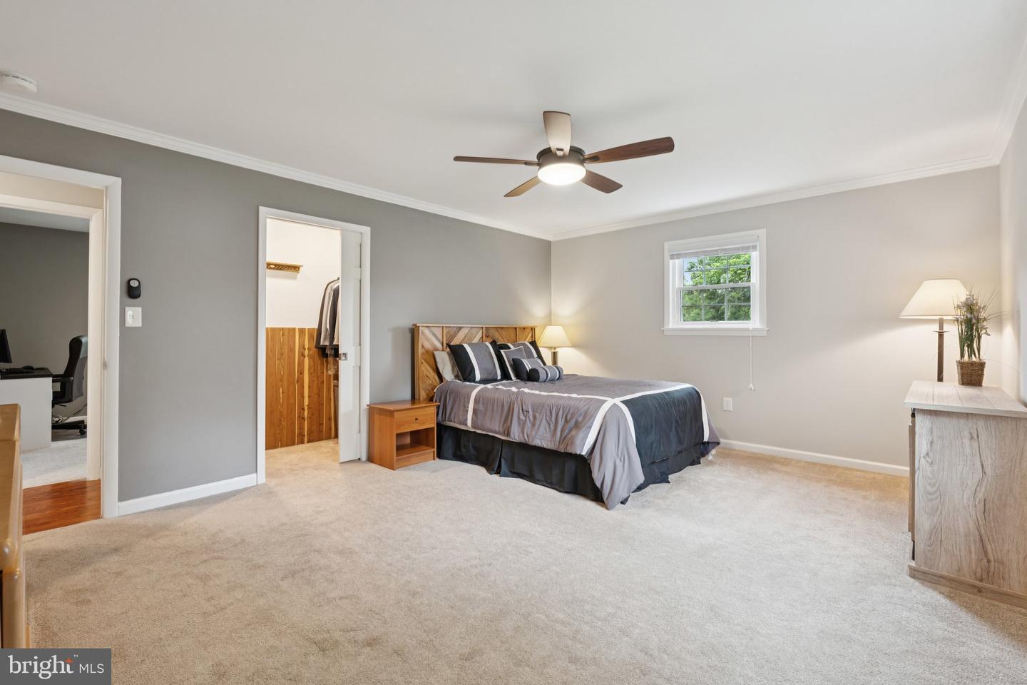 828 MONROE ST, HERNDON, Virginia 20170, 5 Bedrooms Bedrooms, ,3 BathroomsBathrooms,Residential,For sale,828 MONROE ST,VAFX2238744 MLS # VAFX2238744