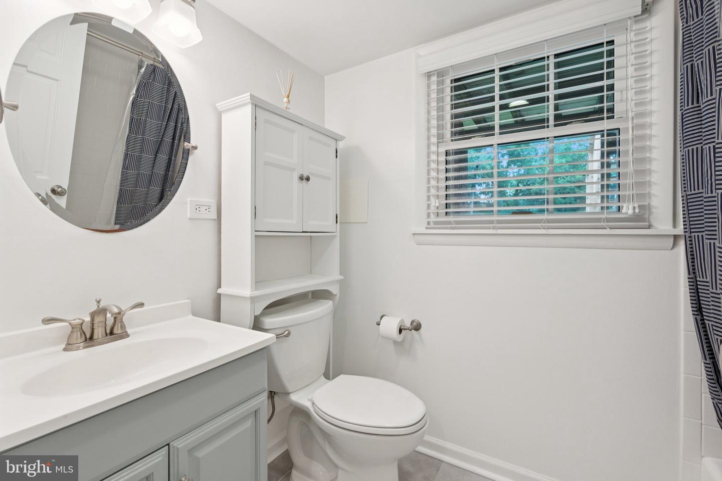 828 MONROE ST, HERNDON, Virginia 20170, 5 Bedrooms Bedrooms, ,3 BathroomsBathrooms,Residential,For sale,828 MONROE ST,VAFX2238744 MLS # VAFX2238744