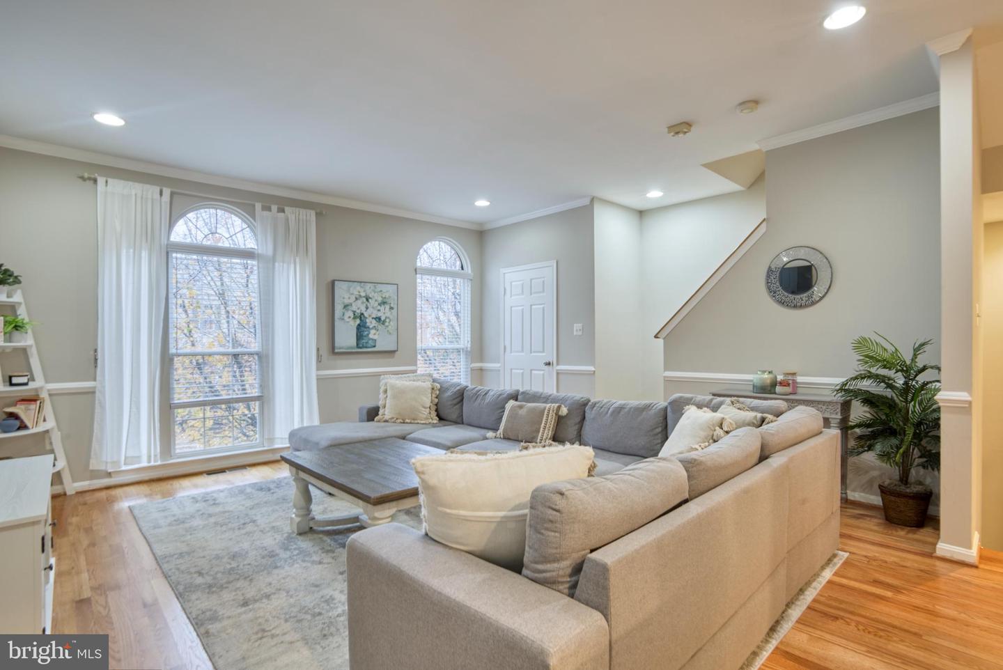 45559 GRAND CENTRAL SQ, STERLING, Virginia 20166, 3 Bedrooms Bedrooms, ,2 BathroomsBathrooms,Residential,For sale,45559 GRAND CENTRAL SQ,VALO2095660 MLS # VALO2095660