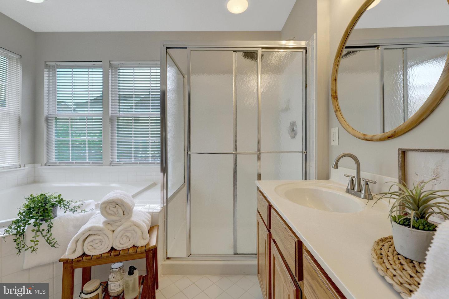 45559 GRAND CENTRAL SQ, STERLING, Virginia 20166, 3 Bedrooms Bedrooms, ,2 BathroomsBathrooms,Residential,For sale,45559 GRAND CENTRAL SQ,VALO2095660 MLS # VALO2095660