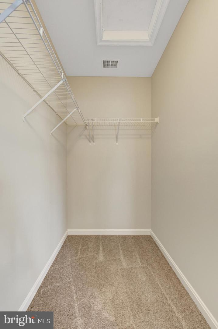 45559 GRAND CENTRAL SQ, STERLING, Virginia 20166, 3 Bedrooms Bedrooms, ,2 BathroomsBathrooms,Residential,For sale,45559 GRAND CENTRAL SQ,VALO2095660 MLS # VALO2095660