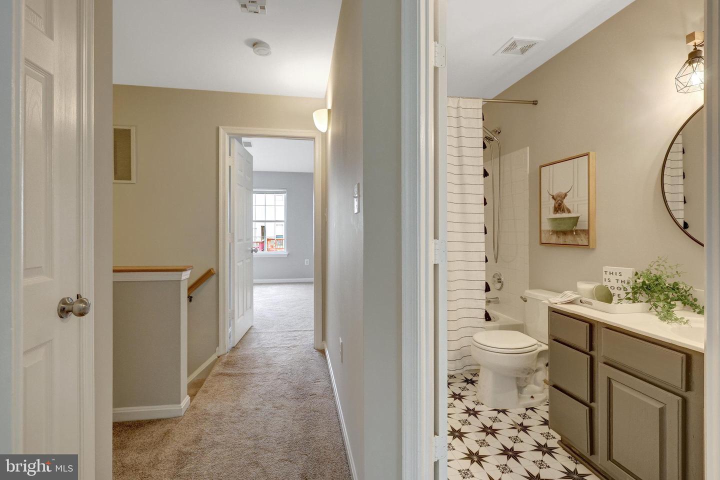 45559 GRAND CENTRAL SQ, STERLING, Virginia 20166, 3 Bedrooms Bedrooms, ,2 BathroomsBathrooms,Residential,For sale,45559 GRAND CENTRAL SQ,VALO2095660 MLS # VALO2095660
