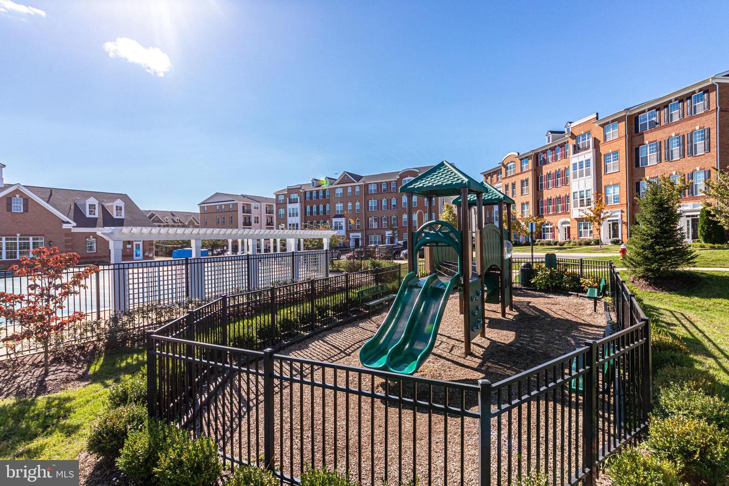 45559 GRAND CENTRAL SQ, STERLING, Virginia 20166, 3 Bedrooms Bedrooms, ,2 BathroomsBathrooms,Residential,For sale,45559 GRAND CENTRAL SQ,VALO2095660 MLS # VALO2095660