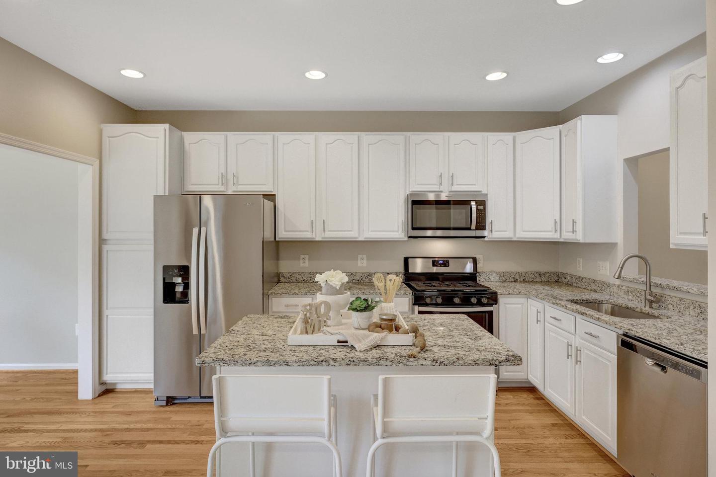 45559 GRAND CENTRAL SQ, STERLING, Virginia 20166, 3 Bedrooms Bedrooms, ,2 BathroomsBathrooms,Residential,For sale,45559 GRAND CENTRAL SQ,VALO2095660 MLS # VALO2095660