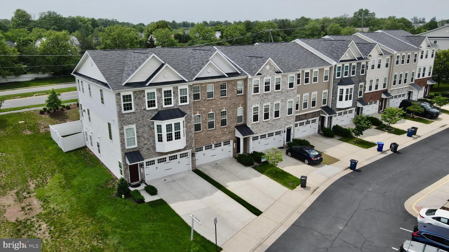 21529 WILLOW BREEZE SQ, ASHBURN, Virginia 20147, 3 Bedrooms Bedrooms, ,3 BathroomsBathrooms,Residential,For sale,21529 WILLOW BREEZE SQ,VALO2095732 MLS # VALO2095732