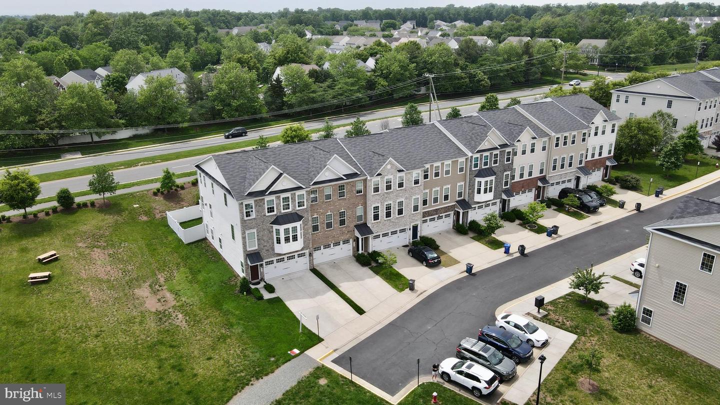 21529 WILLOW BREEZE SQ, ASHBURN, Virginia 20147, 3 Bedrooms Bedrooms, ,3 BathroomsBathrooms,Residential,For sale,21529 WILLOW BREEZE SQ,VALO2095732 MLS # VALO2095732
