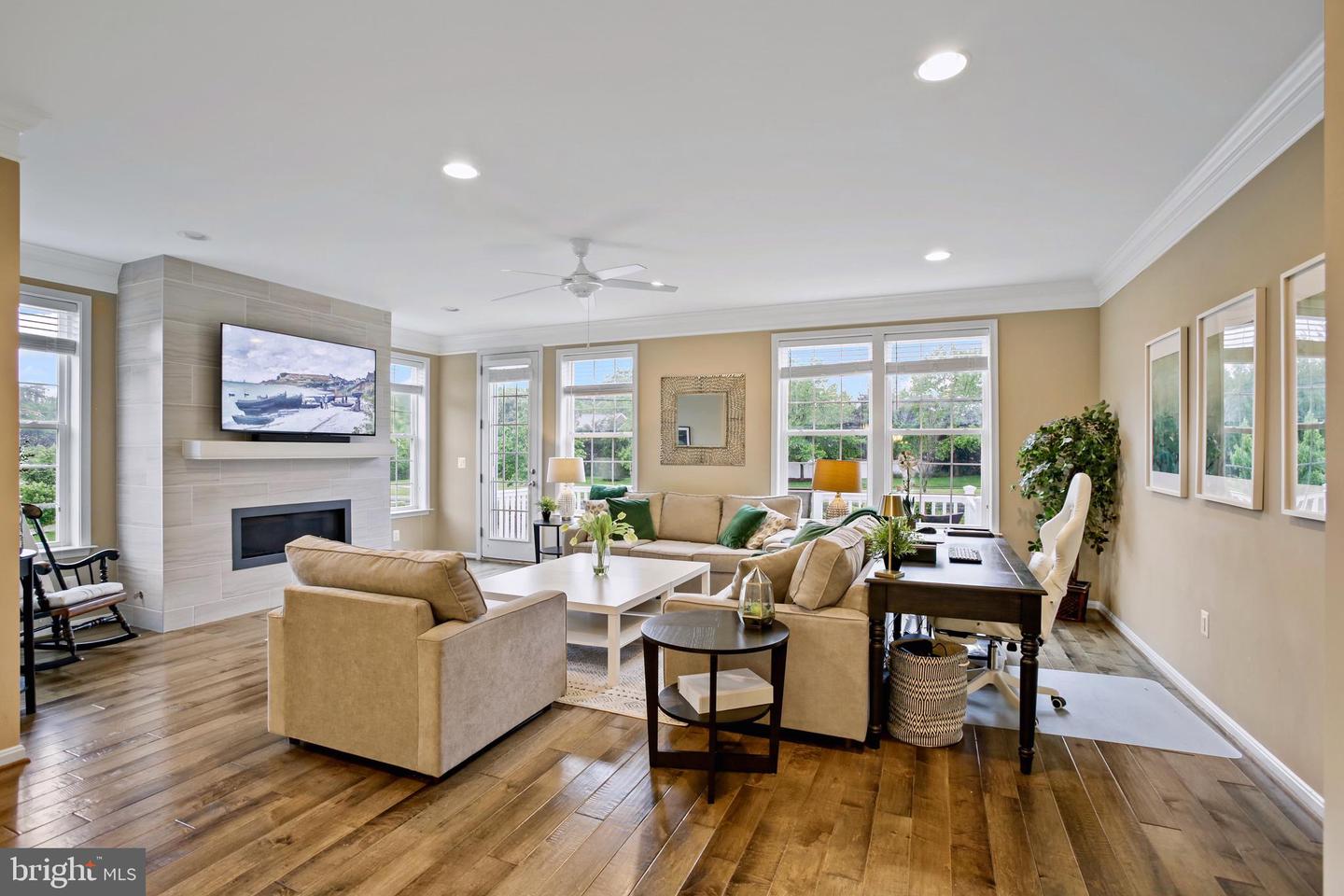 21529 WILLOW BREEZE SQ, ASHBURN, Virginia 20147, 3 Bedrooms Bedrooms, ,3 BathroomsBathrooms,Residential,For sale,21529 WILLOW BREEZE SQ,VALO2095732 MLS # VALO2095732