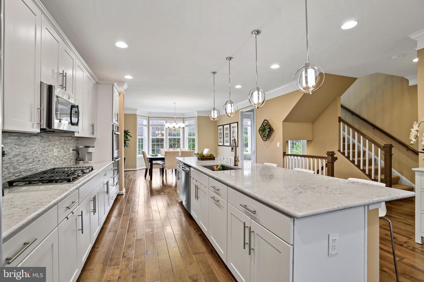 21529 WILLOW BREEZE SQ, ASHBURN, Virginia 20147, 3 Bedrooms Bedrooms, ,3 BathroomsBathrooms,Residential,For sale,21529 WILLOW BREEZE SQ,VALO2095732 MLS # VALO2095732