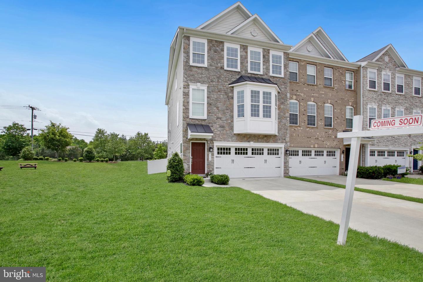 21529 WILLOW BREEZE SQ, ASHBURN, Virginia 20147, 3 Bedrooms Bedrooms, ,3 BathroomsBathrooms,Residential,For sale,21529 WILLOW BREEZE SQ,VALO2095732 MLS # VALO2095732
