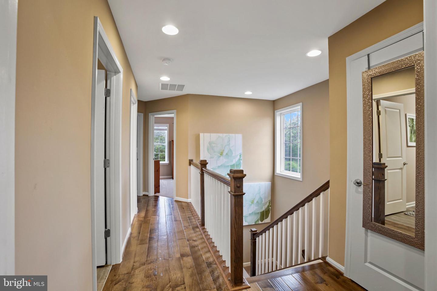 21529 WILLOW BREEZE SQ, ASHBURN, Virginia 20147, 3 Bedrooms Bedrooms, ,3 BathroomsBathrooms,Residential,For sale,21529 WILLOW BREEZE SQ,VALO2095732 MLS # VALO2095732