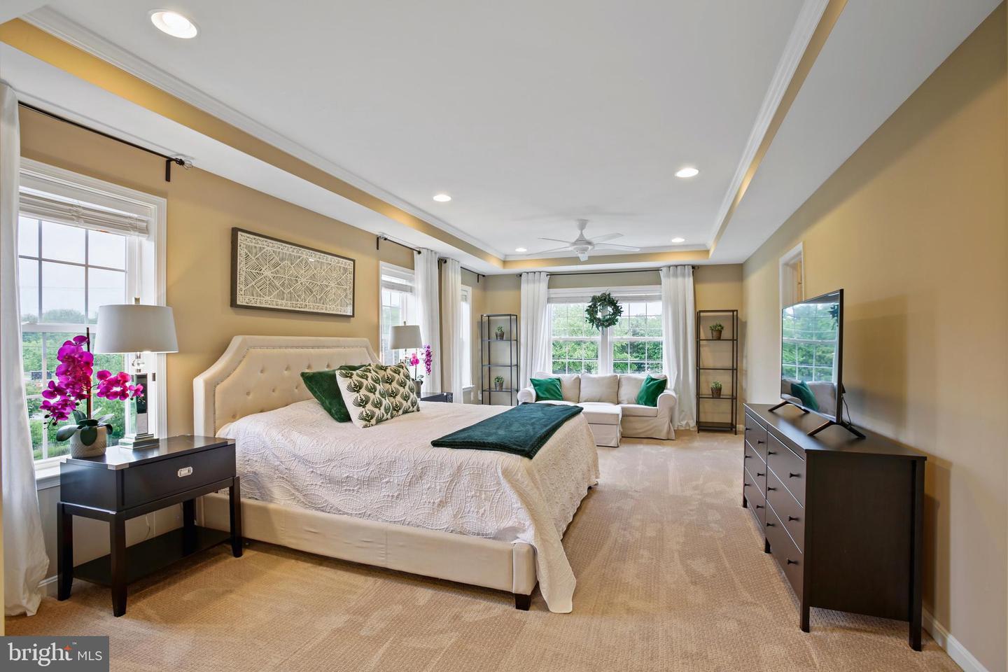 21529 WILLOW BREEZE SQ, ASHBURN, Virginia 20147, 3 Bedrooms Bedrooms, ,3 BathroomsBathrooms,Residential,For sale,21529 WILLOW BREEZE SQ,VALO2095732 MLS # VALO2095732