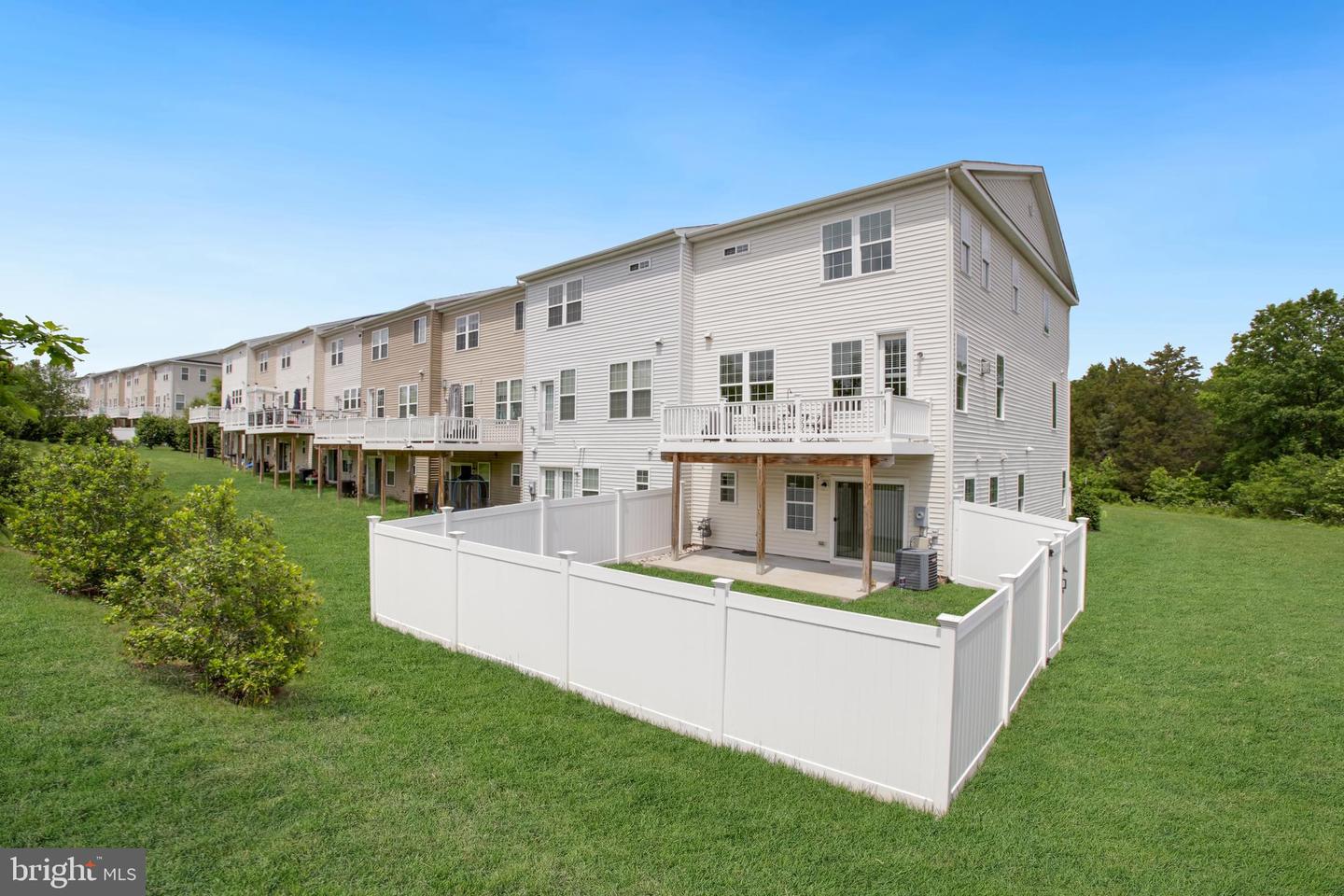 21529 WILLOW BREEZE SQ, ASHBURN, Virginia 20147, 3 Bedrooms Bedrooms, ,3 BathroomsBathrooms,Residential,For sale,21529 WILLOW BREEZE SQ,VALO2095732 MLS # VALO2095732