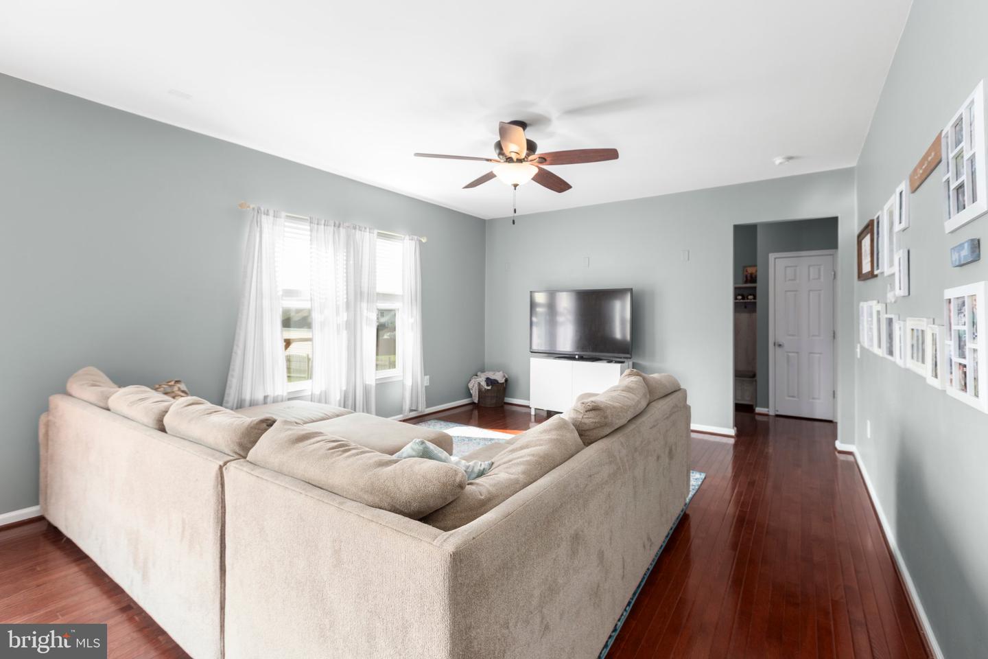 27 HOPKINS BRANCH WAY, FREDERICKSBURG, Virginia 22406, 4 Bedrooms Bedrooms, ,3 BathroomsBathrooms,Residential,For sale,27 HOPKINS BRANCH WAY,VAST2038700 MLS # VAST2038700