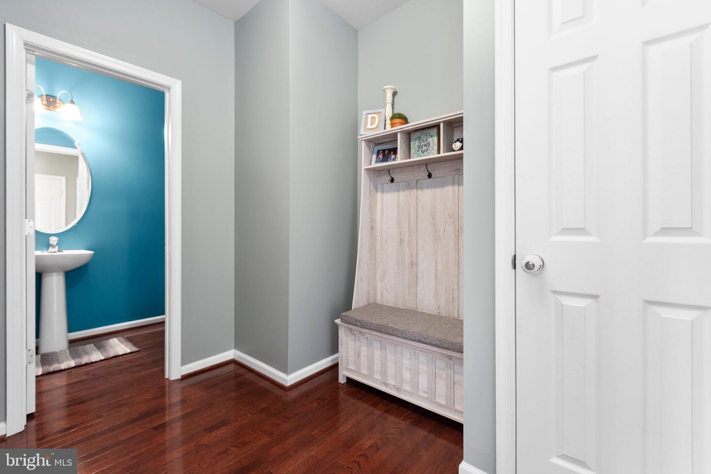 27 HOPKINS BRANCH WAY, FREDERICKSBURG, Virginia 22406, 4 Bedrooms Bedrooms, ,3 BathroomsBathrooms,Residential,For sale,27 HOPKINS BRANCH WAY,VAST2038700 MLS # VAST2038700