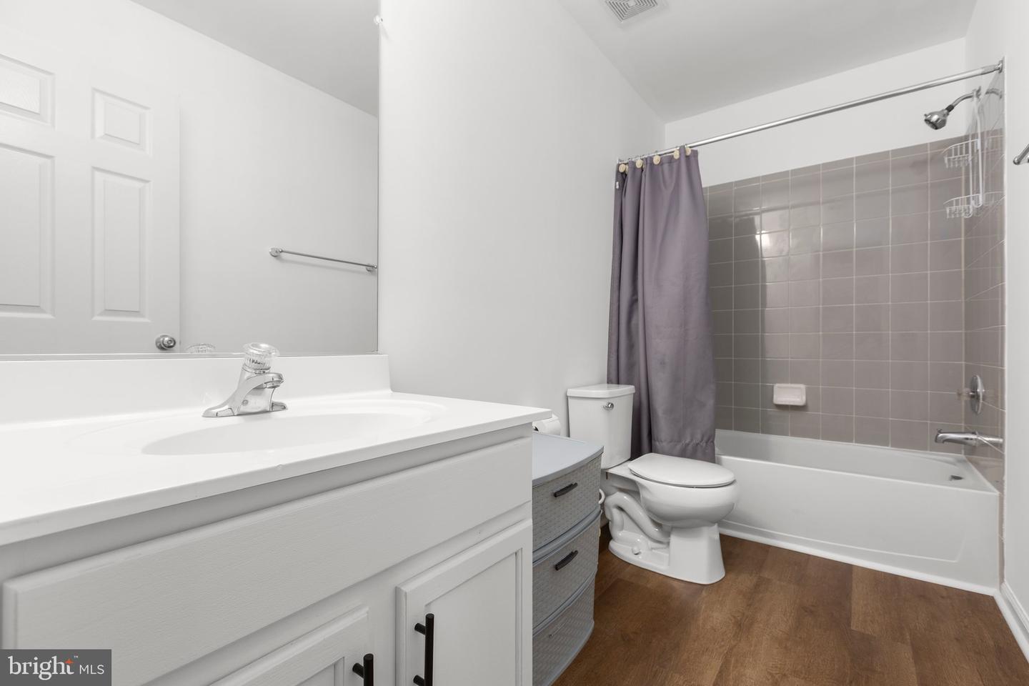 27 HOPKINS BRANCH WAY, FREDERICKSBURG, Virginia 22406, 4 Bedrooms Bedrooms, ,3 BathroomsBathrooms,Residential,For sale,27 HOPKINS BRANCH WAY,VAST2038700 MLS # VAST2038700