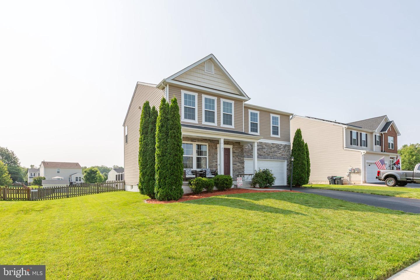 27 HOPKINS BRANCH WAY, FREDERICKSBURG, Virginia 22406, 4 Bedrooms Bedrooms, ,3 BathroomsBathrooms,Residential,For sale,27 HOPKINS BRANCH WAY,VAST2038700 MLS # VAST2038700