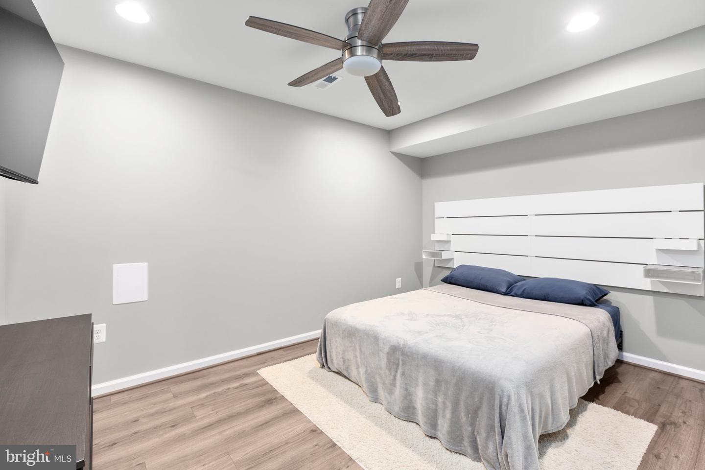 27 HOPKINS BRANCH WAY, FREDERICKSBURG, Virginia 22406, 4 Bedrooms Bedrooms, ,3 BathroomsBathrooms,Residential,For sale,27 HOPKINS BRANCH WAY,VAST2038700 MLS # VAST2038700