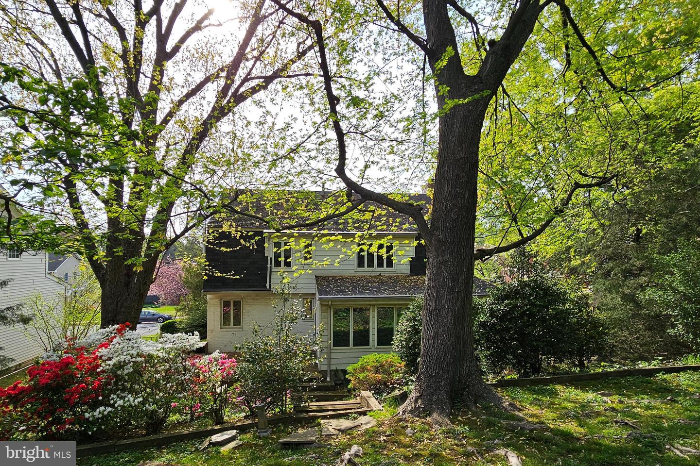 6542 35TH RD N, ARLINGTON, Virginia 22213, 6 Bedrooms Bedrooms, ,3 BathroomsBathrooms,Residential,For sale,6542 35TH RD N,VAAR2057330 MLS # VAAR2057330