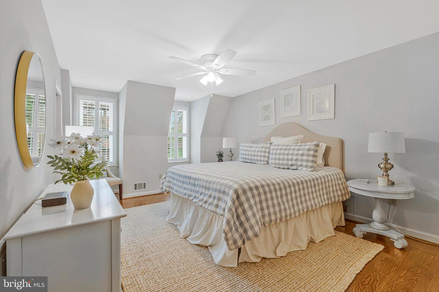 1153 RANDOLPH RD, MCLEAN, Virginia 22101, 4 Bedrooms Bedrooms, ,3 BathroomsBathrooms,Residential,For sale,1153 RANDOLPH RD,VAFX2240868 MLS # VAFX2240868
