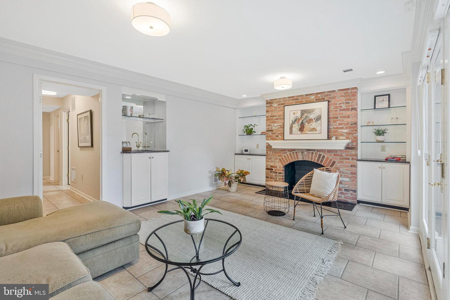 1153 RANDOLPH RD, MCLEAN, Virginia 22101, 4 Bedrooms Bedrooms, ,3 BathroomsBathrooms,Residential,For sale,1153 RANDOLPH RD,VAFX2240868 MLS # VAFX2240868