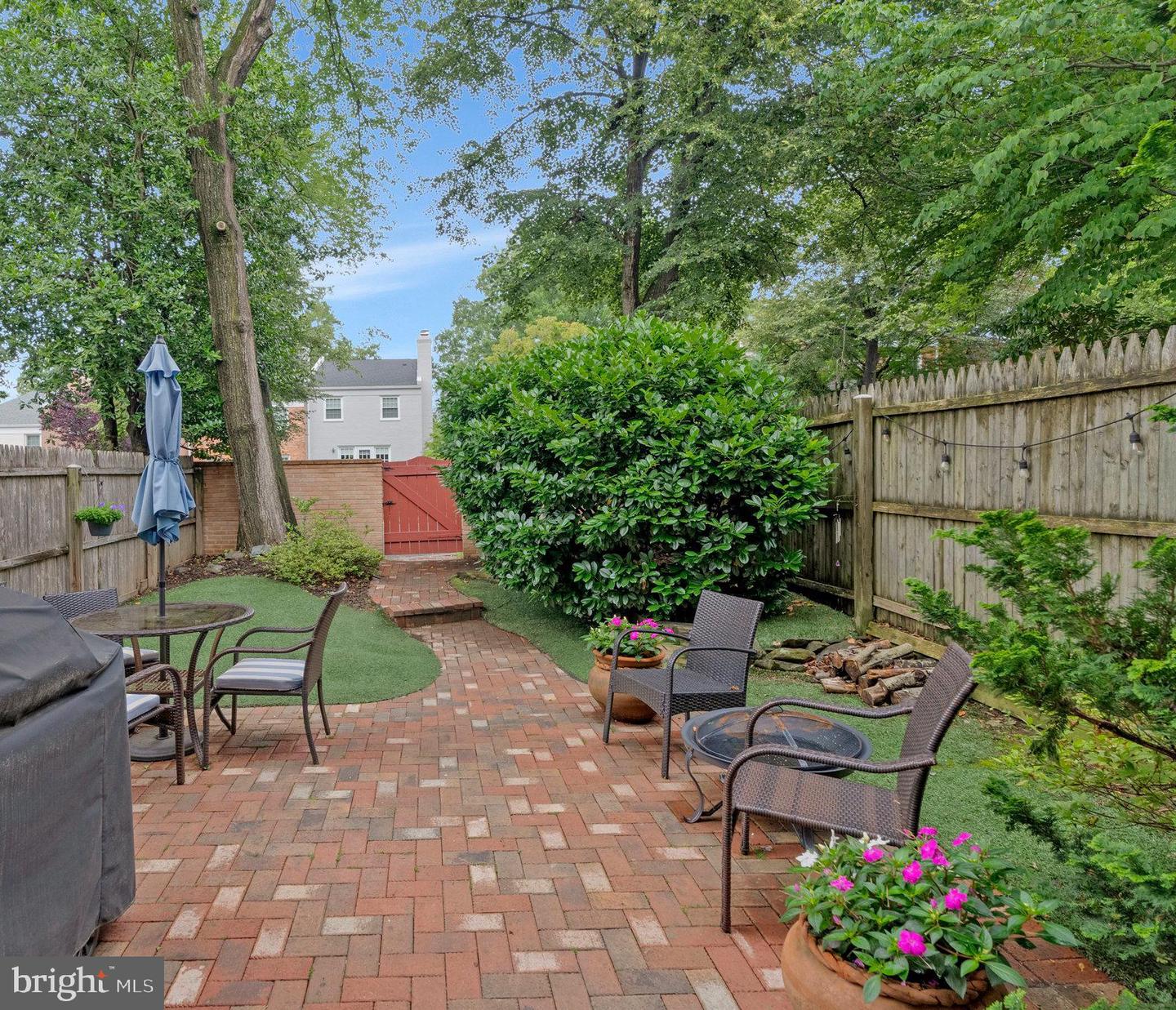 1153 RANDOLPH RD, MCLEAN, Virginia 22101, 4 Bedrooms Bedrooms, ,3 BathroomsBathrooms,Residential,For sale,1153 RANDOLPH RD,VAFX2240868 MLS # VAFX2240868