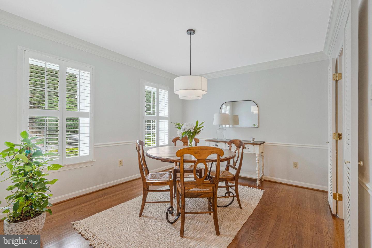 1153 RANDOLPH RD, MCLEAN, Virginia 22101, 4 Bedrooms Bedrooms, ,3 BathroomsBathrooms,Residential,For sale,1153 RANDOLPH RD,VAFX2240868 MLS # VAFX2240868