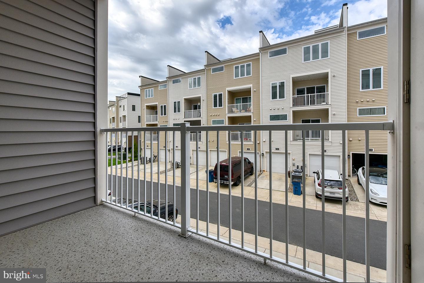 43185 MONGOLD SQ, ASHBURN, Virginia 20148, 3 Bedrooms Bedrooms, ,2 BathroomsBathrooms,Residential,For sale,43185 MONGOLD SQ,VALO2096566 MLS # VALO2096566