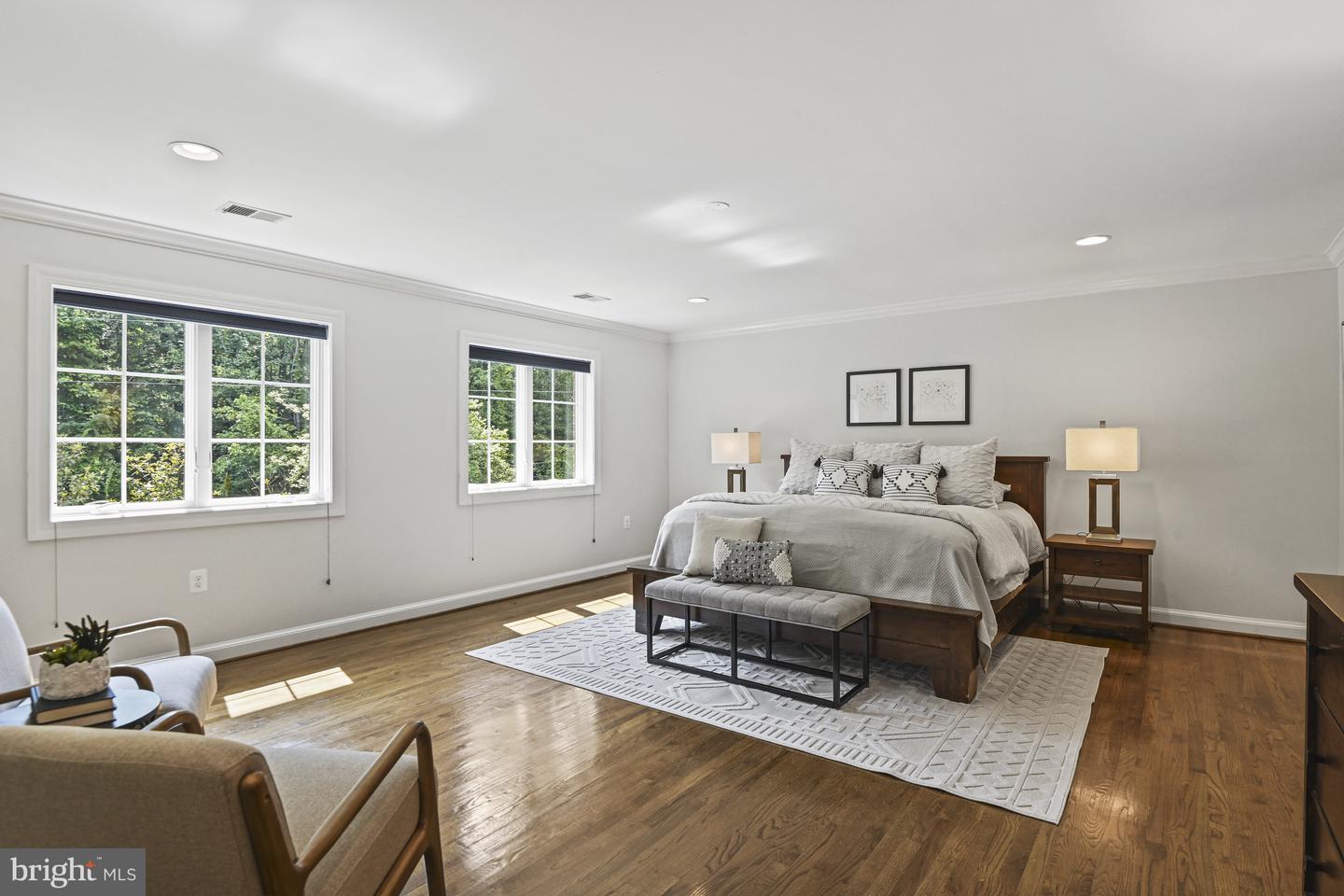 1016 BELLVIEW RD, MCLEAN, Virginia 22102, 5 Bedrooms Bedrooms, ,4 BathroomsBathrooms,Residential,For sale,1016 BELLVIEW RD,VAFX2241500 MLS # VAFX2241500