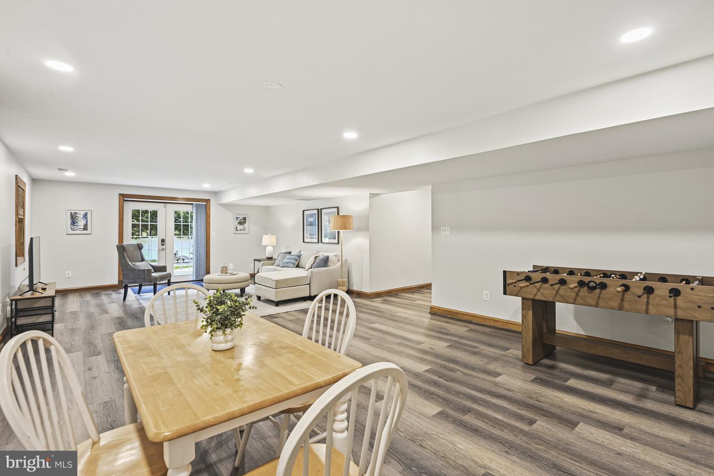 1016 BELLVIEW RD, MCLEAN, Virginia 22102, 5 Bedrooms Bedrooms, ,4 BathroomsBathrooms,Residential,For sale,1016 BELLVIEW RD,VAFX2241500 MLS # VAFX2241500