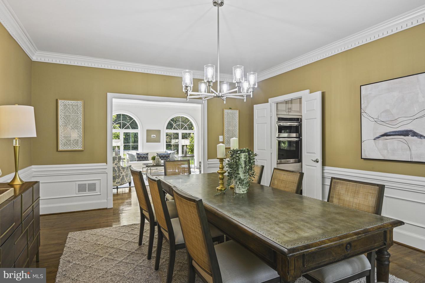 1016 BELLVIEW RD, MCLEAN, Virginia 22102, 5 Bedrooms Bedrooms, ,4 BathroomsBathrooms,Residential,For sale,1016 BELLVIEW RD,VAFX2241500 MLS # VAFX2241500