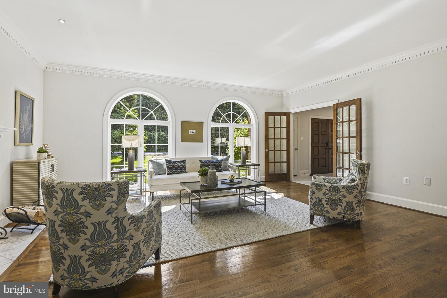 1016 BELLVIEW RD, MCLEAN, Virginia 22102, 5 Bedrooms Bedrooms, ,4 BathroomsBathrooms,Residential,For sale,1016 BELLVIEW RD,VAFX2241500 MLS # VAFX2241500