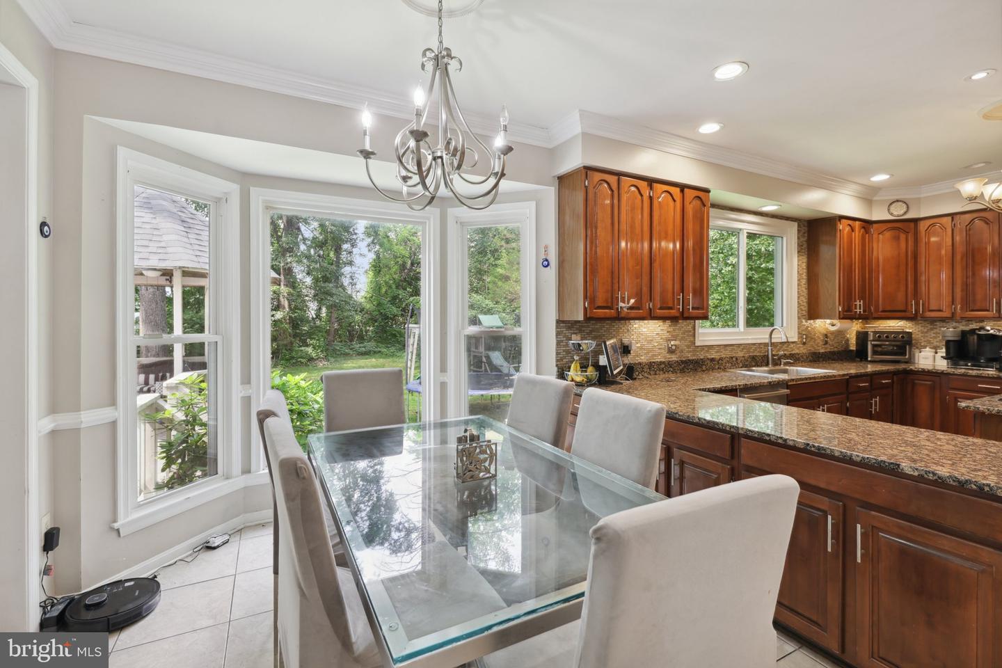 8622 CROSS CHASE CT, FAIRFAX STATION, Virginia 22039, 5 Bedrooms Bedrooms, ,2 BathroomsBathrooms,Residential,For sale,8622 CROSS CHASE CT,VAFX2241668 MLS # VAFX2241668