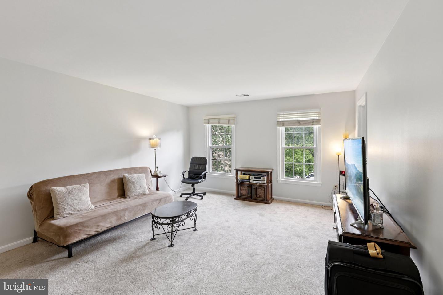 8622 CROSS CHASE CT, FAIRFAX STATION, Virginia 22039, 5 Bedrooms Bedrooms, ,2 BathroomsBathrooms,Residential,For sale,8622 CROSS CHASE CT,VAFX2241668 MLS # VAFX2241668