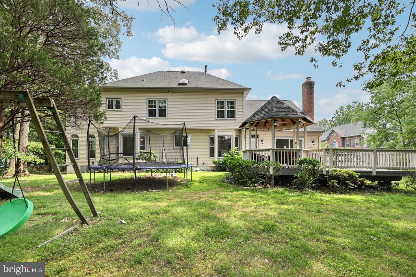 8622 CROSS CHASE CT, FAIRFAX STATION, Virginia 22039, 5 Bedrooms Bedrooms, ,2 BathroomsBathrooms,Residential,For sale,8622 CROSS CHASE CT,VAFX2241668 MLS # VAFX2241668
