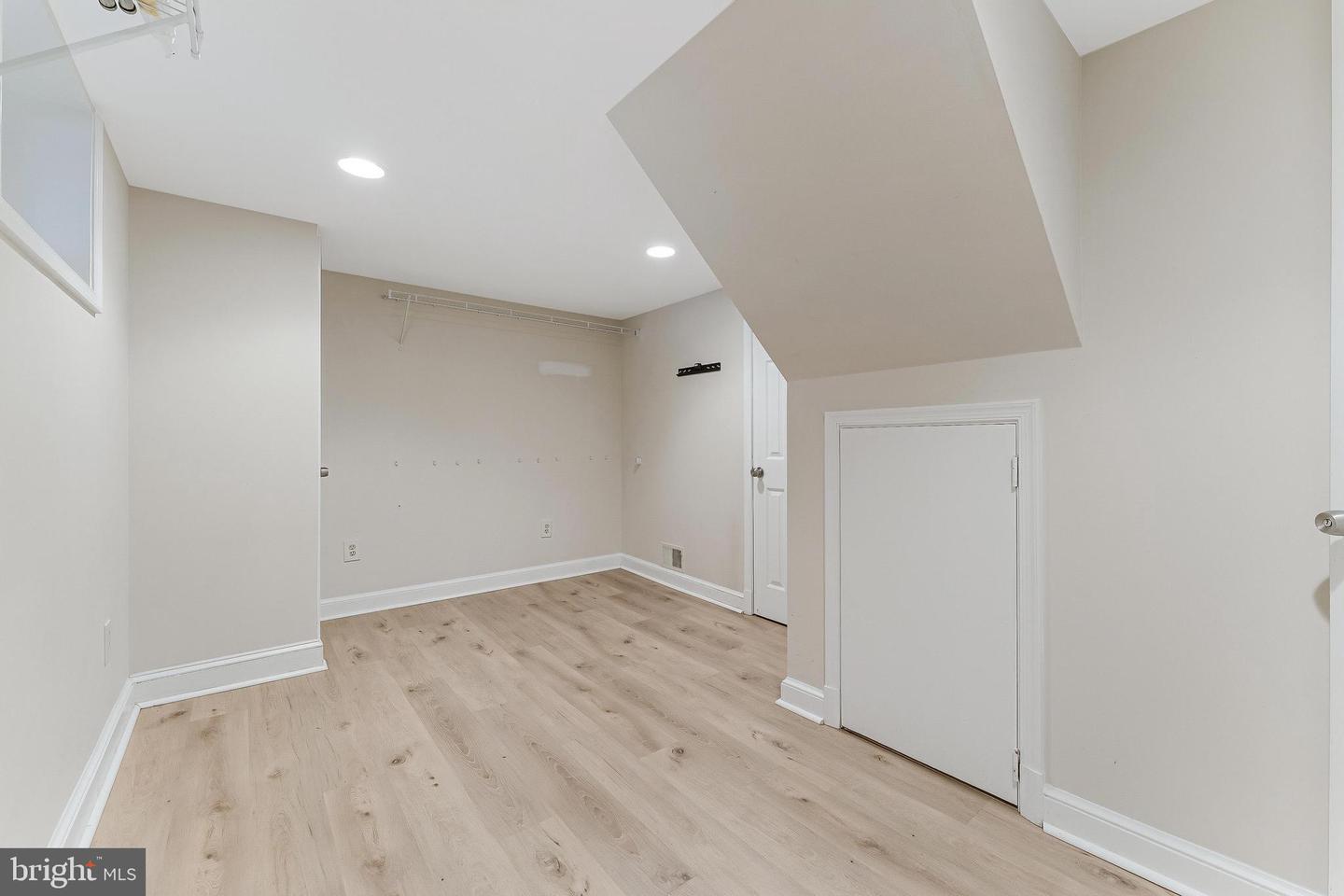 6103 PIKE CT, ALEXANDRIA, Virginia 22310, 3 Bedrooms Bedrooms, ,2 BathroomsBathrooms,Residential,For sale,6103 PIKE CT,VAFX2242028 MLS # VAFX2242028