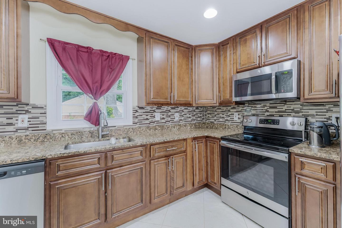 6103 PIKE CT, ALEXANDRIA, Virginia 22310, 3 Bedrooms Bedrooms, ,2 BathroomsBathrooms,Residential,For sale,6103 PIKE CT,VAFX2242028 MLS # VAFX2242028