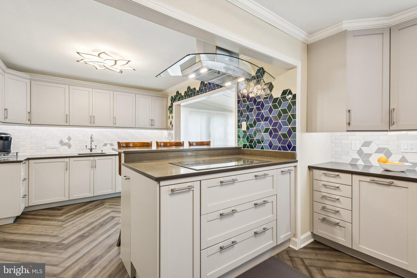 11100 FLORA LEE DR, FAIRFAX STATION, Virginia 22039, 4 Bedrooms Bedrooms, ,3 BathroomsBathrooms,Residential,For sale,11100 FLORA LEE DR,VAFX2242116 MLS # VAFX2242116