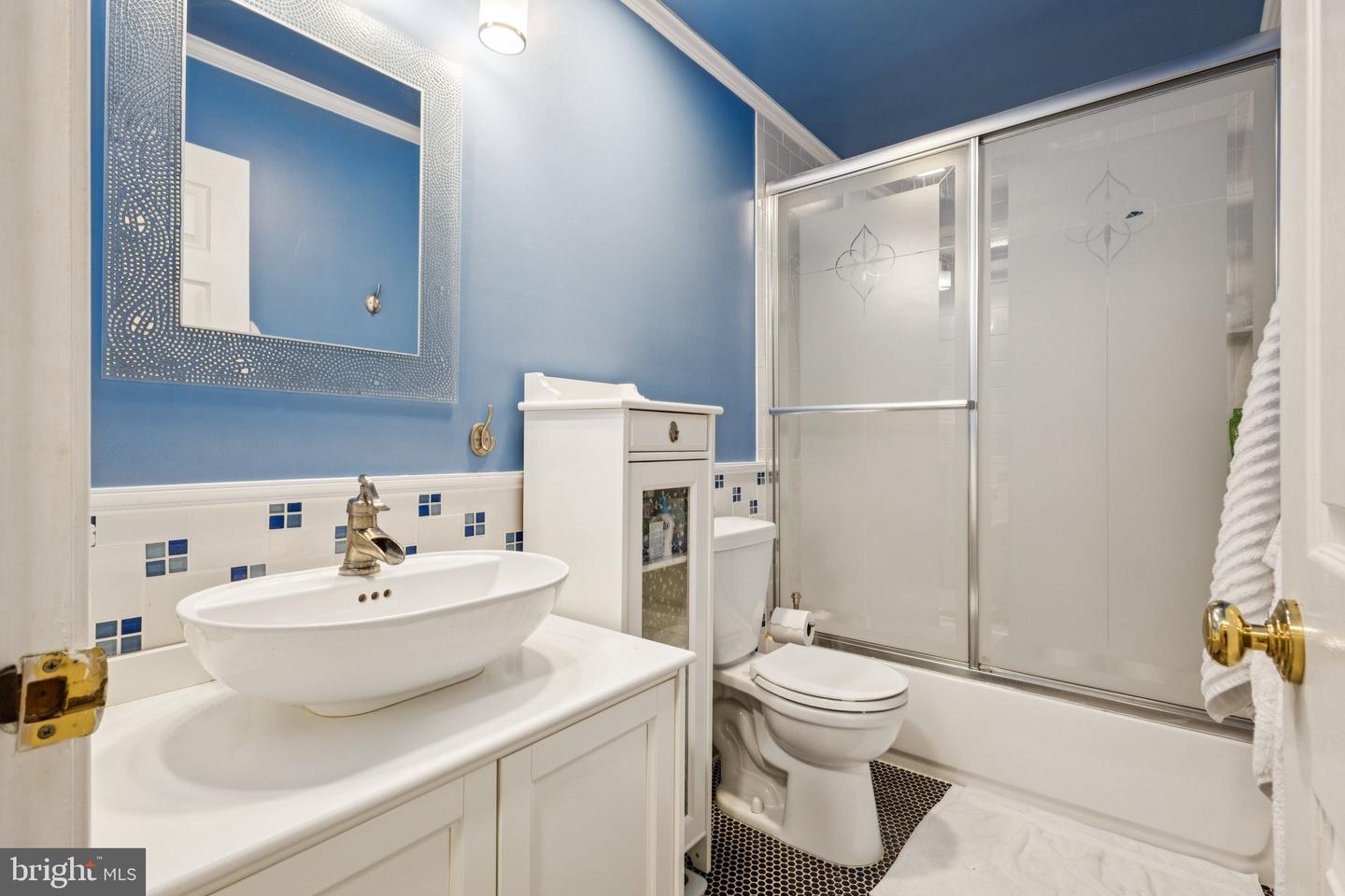 11100 FLORA LEE DR, FAIRFAX STATION, Virginia 22039, 4 Bedrooms Bedrooms, ,3 BathroomsBathrooms,Residential,For sale,11100 FLORA LEE DR,VAFX2242116 MLS # VAFX2242116