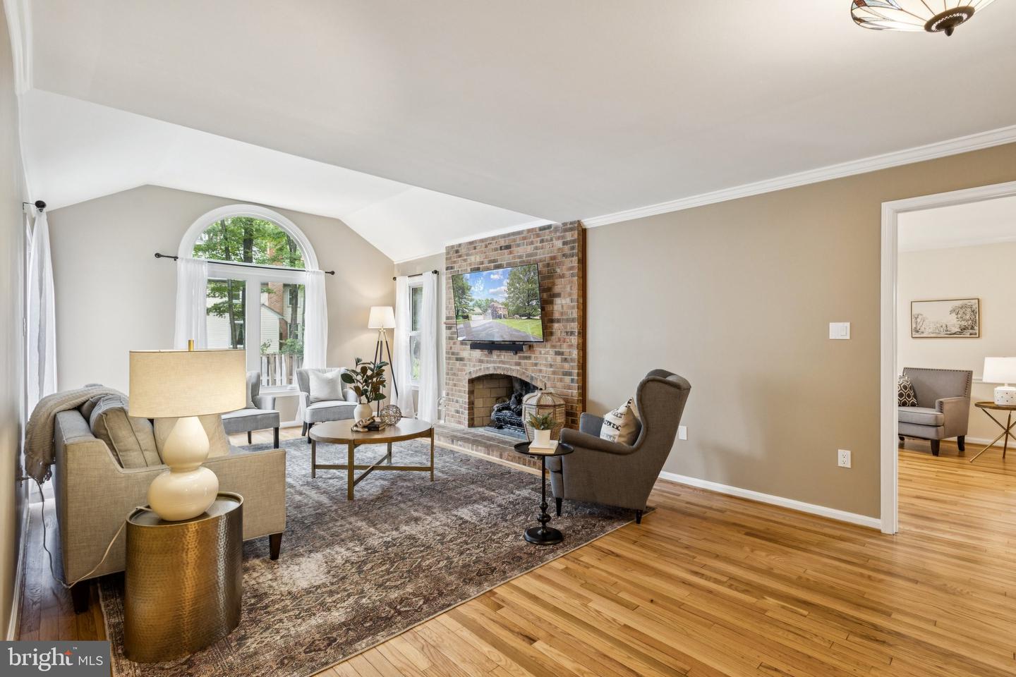 11100 FLORA LEE DR, FAIRFAX STATION, Virginia 22039, 4 Bedrooms Bedrooms, ,3 BathroomsBathrooms,Residential,For sale,11100 FLORA LEE DR,VAFX2242116 MLS # VAFX2242116
