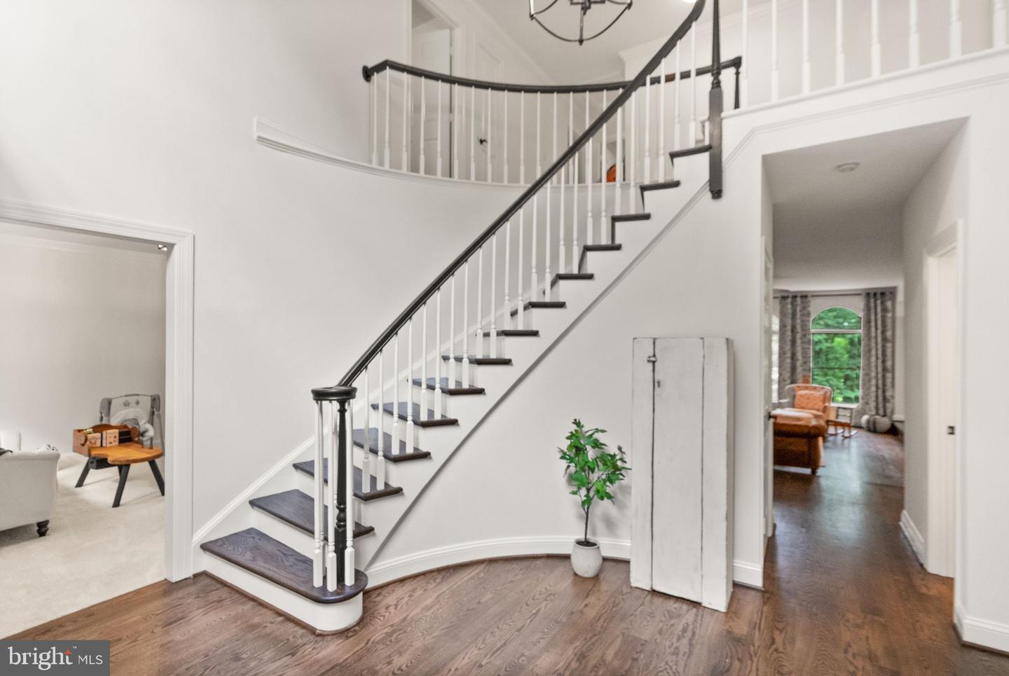 17842 OAKMONT WAY, PURCELLVILLE, Virginia 20132, 5 Bedrooms Bedrooms, ,3 BathroomsBathrooms,Residential,For sale,17842 OAKMONT WAY,VALO2097330 MLS # VALO2097330