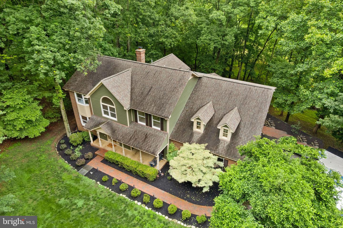 17842 OAKMONT WAY, PURCELLVILLE, Virginia 20132, 5 Bedrooms Bedrooms, ,3 BathroomsBathrooms,Residential,For sale,17842 OAKMONT WAY,VALO2097330 MLS # VALO2097330