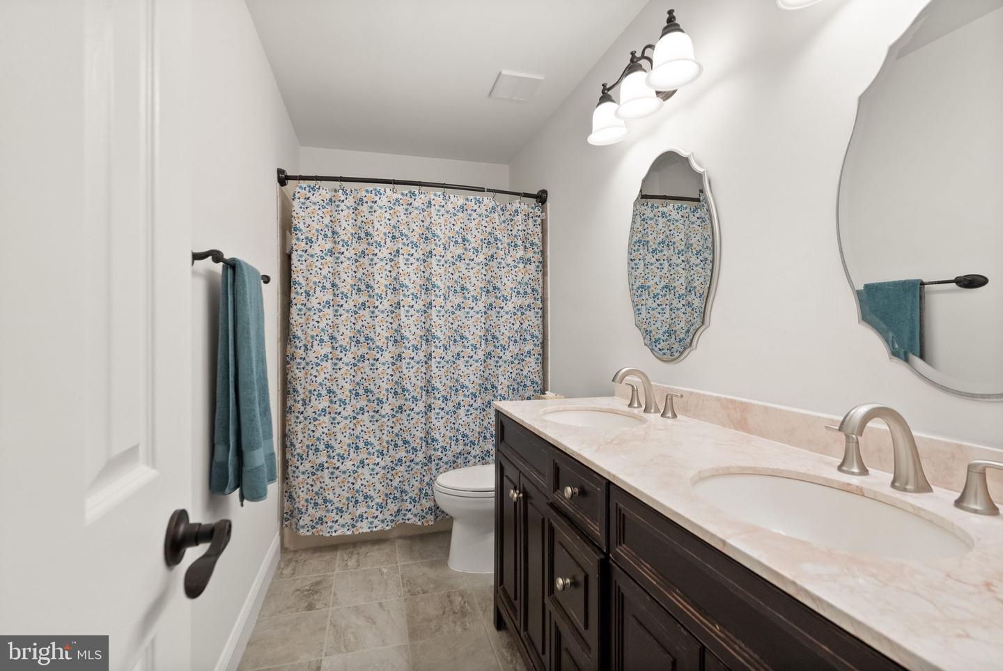 17842 OAKMONT WAY, PURCELLVILLE, Virginia 20132, 5 Bedrooms Bedrooms, ,3 BathroomsBathrooms,Residential,For sale,17842 OAKMONT WAY,VALO2097330 MLS # VALO2097330