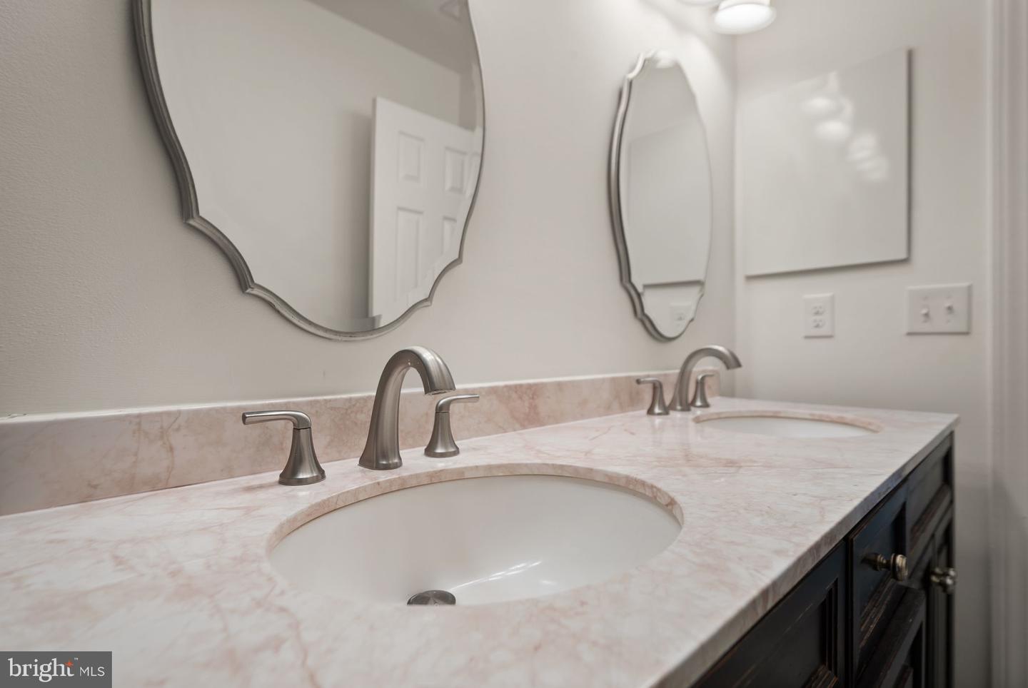 17842 OAKMONT WAY, PURCELLVILLE, Virginia 20132, 5 Bedrooms Bedrooms, ,3 BathroomsBathrooms,Residential,For sale,17842 OAKMONT WAY,VALO2097330 MLS # VALO2097330