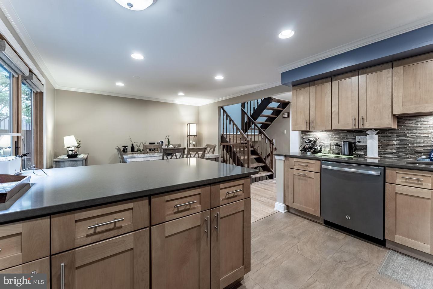 7414 GOLDEN HORSESHOE CT, SPRINGFIELD, Virginia 22153, 3 Bedrooms Bedrooms, ,2 BathroomsBathrooms,Residential,For sale,7414 GOLDEN HORSESHOE CT,VAFX2242244 MLS # VAFX2242244